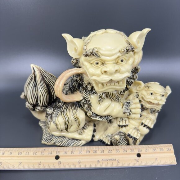 Vintage Chinese Guardian Lion Sculpture Signed Foo Dog Fu Foo Dog With Baby VTG - Picture 4 of 16